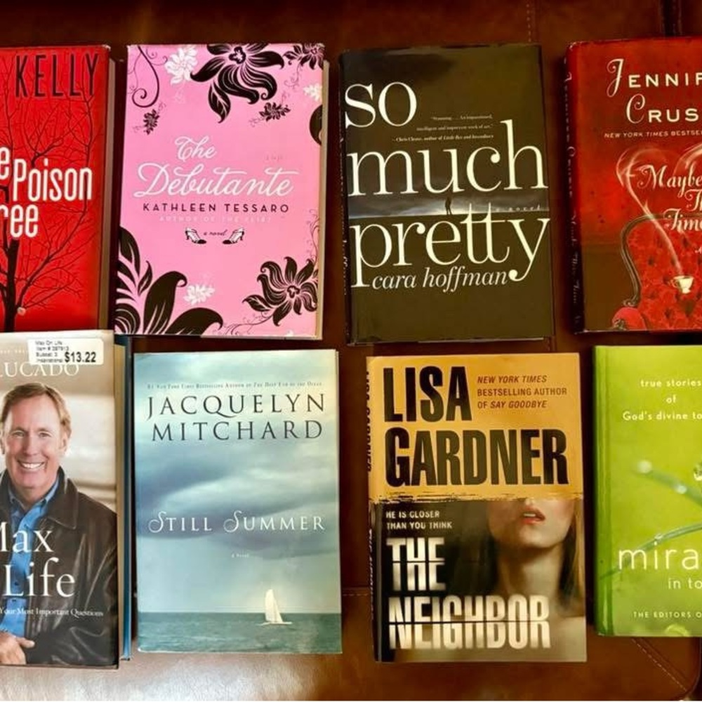 Assorted Book Collection - Picture 7 of 12